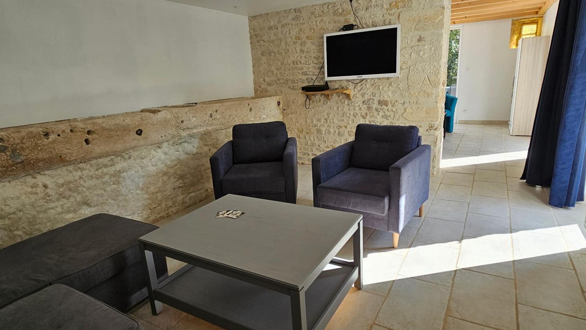 Le Gite De Malecot Gite Familial De 5 Personnes Coulon Exterior foto
